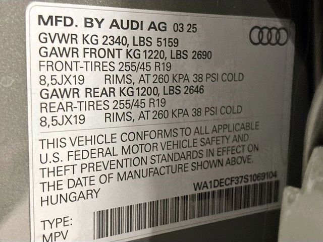 2025 Audi Q3 S line Premium 45 TFSI quattro - 22926853 - 24