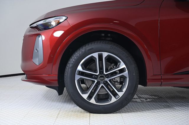 2025 Audi Q5 Premium 2.0 TFSI quattro - 22926261 - 24