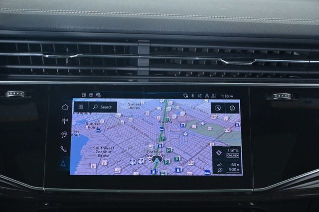 2025 Audi Q8 Premium Plus 55 TFSI quattro - 22931757 - 11