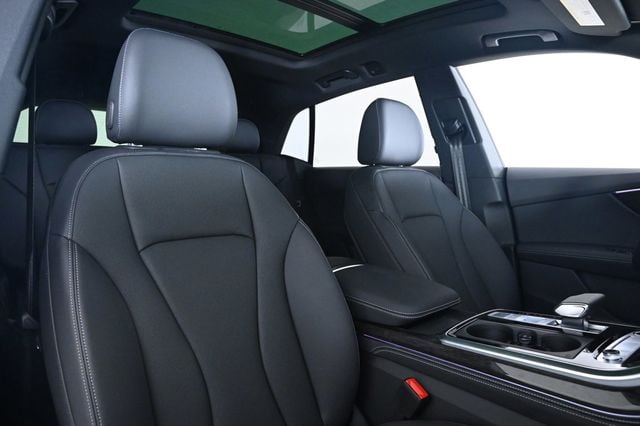 2025 Audi Q8 Premium Plus 55 TFSI quattro - 22931757 - 14