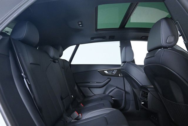 2025 Audi Q8 Premium Plus 55 TFSI quattro - 22931757 - 15