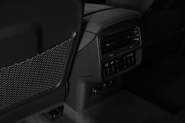 2025 Audi RS Q8 performance 4.0 TFSI quattro - 22912662 - 16