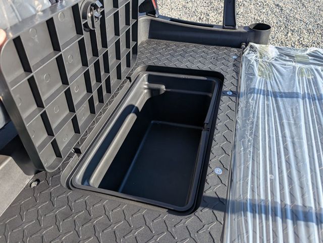 2025 Bintelli 6 Passenger Beyond  - 22774860 - 6