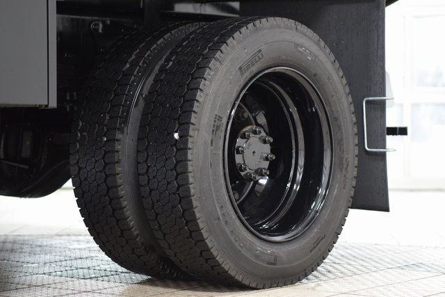 2025 Chevrolet   - 22936024 - 16