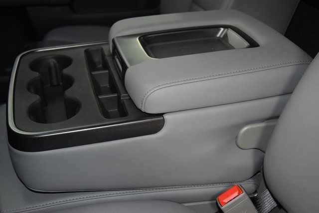 2025 Chevrolet   - 22936024 - 29