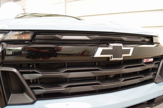 2025 Chevrolet Colorado 4WD Crew Cab Z71 - 22871342 - 10