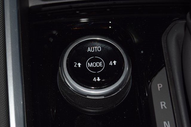 2025 Chevrolet Colorado 4WD Crew Cab Z71 - 22871342 - 33