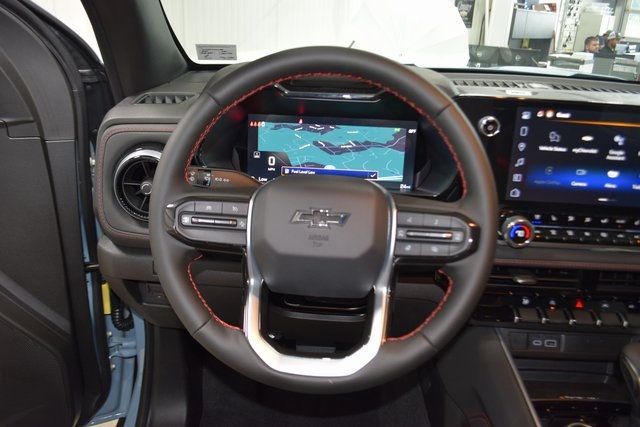 2025 Chevrolet Colorado 4WD Crew Cab Z71 - 22871342 - 37