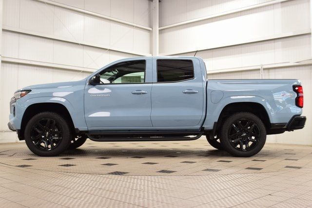 2025 Chevrolet Colorado 4WD Crew Cab Z71 - 22871342 - 3