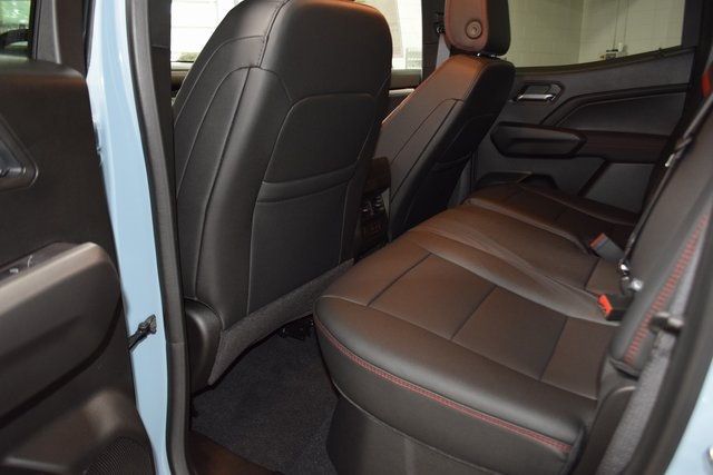 2025 Chevrolet Colorado 4WD Crew Cab Z71 - 22871342 - 43