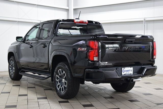 2025 Chevrolet Colorado 4WD Crew Cab Z71 - 22879254 - 5