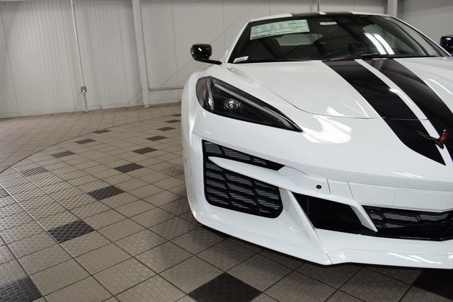 2025 Chevrolet Corvette 2dr E-Ray Coupe w/2LZ - 22857680 - 9