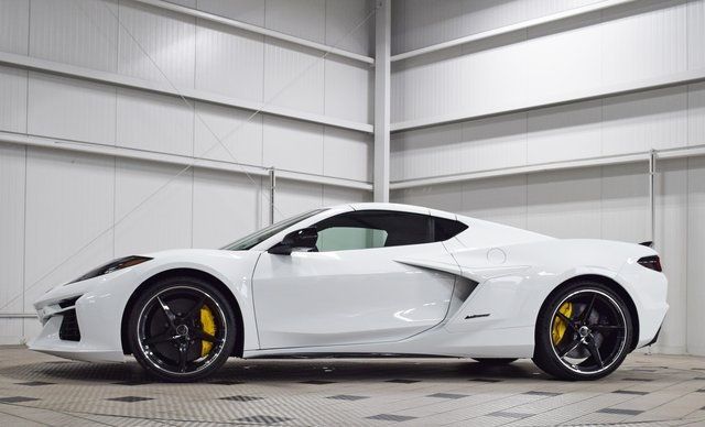 2025 Chevrolet Corvette 2dr E-Ray Coupe w/2LZ - 22857680 - 3