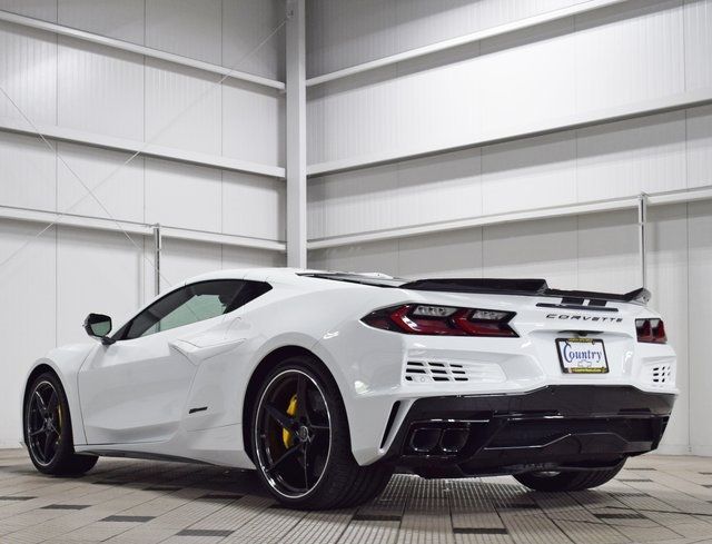 2025 Chevrolet Corvette 2dr E-Ray Coupe w/2LZ - 22857680 - 4
