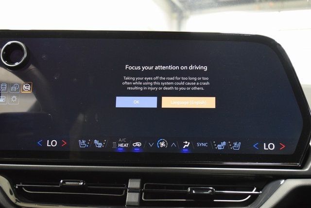 2025 Chevrolet Equinox EV 4dr RS - 22836028 - 33