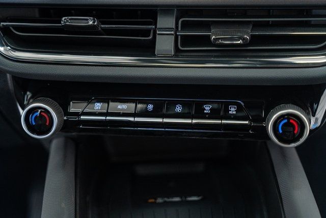 2025 Chevrolet Equinox EV 4dr RS - 22836029 - 28