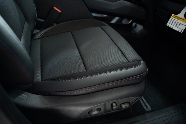 2025 Chevrolet Equinox EV 4dr RS - 22836029 - 40