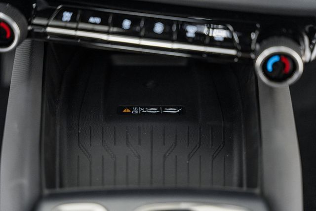 2025 Chevrolet Equinox EV 4dr RS - 22836081 - 32