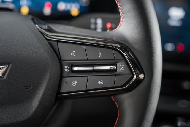 2025 Chevrolet Equinox EV 4dr RS - 22836081 - 35