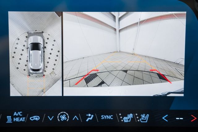 2025 Chevrolet Equinox EV 4dr RS - 22836081 - 51