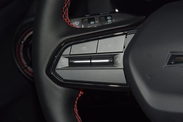 2025 Chevrolet Equinox EV 4dr RS - 22899396 - 34