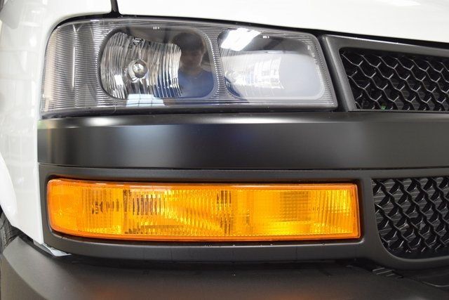 2025 Chevrolet Express Cargo Van RWD 2500 135" - 22863346 - 11