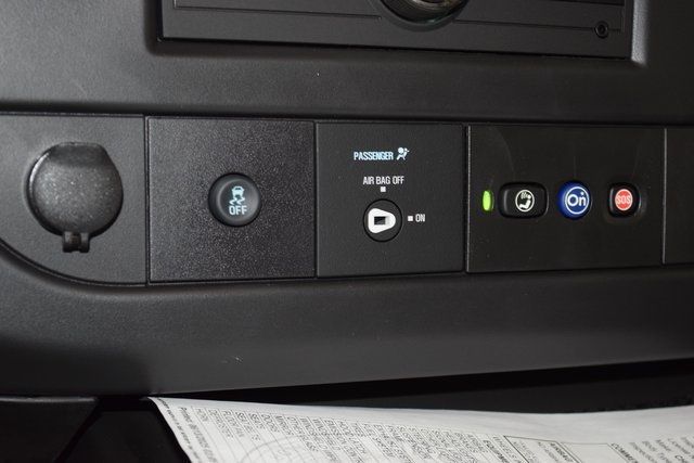 2025 Chevrolet Express Cargo Van RWD 2500 135" - 22863346 - 27