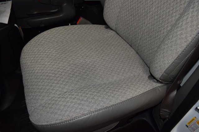 2025 Chevrolet Express Cargo Van RWD 2500 135" - 22863346 - 34