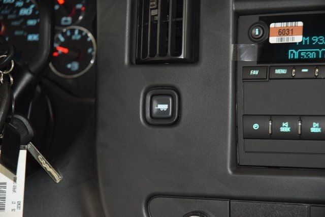 2025 Chevrolet Express Cargo Van RWD 2500 135" - 22910718 - 22