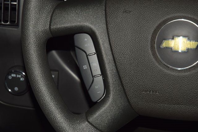 2025 Chevrolet Express Cargo Van RWD 2500 135" - 22910718 - 25