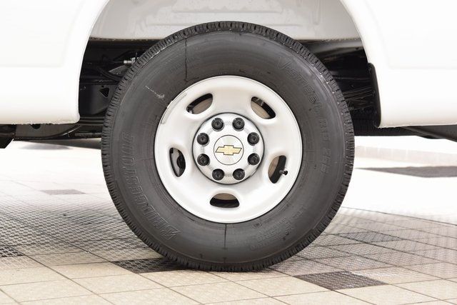 2025 Chevrolet Express Cargo Van RWD 2500 135" - 22924688 - 13