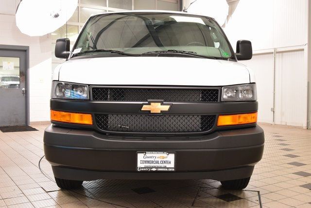 2025 Chevrolet Express Cargo Van RWD 2500 135" - 22924688 - 1