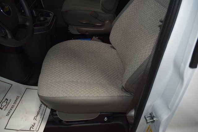 2025 Chevrolet Express Cargo Van RWD 2500 135" - 22924688 - 23