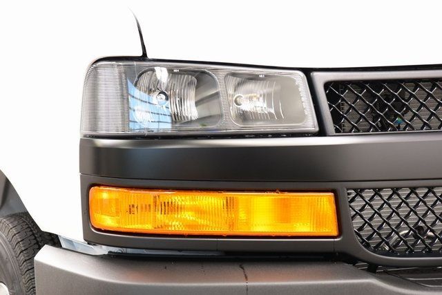 2025 Chevrolet Express Cargo Van RWD 2500 135" - 22924688 - 5