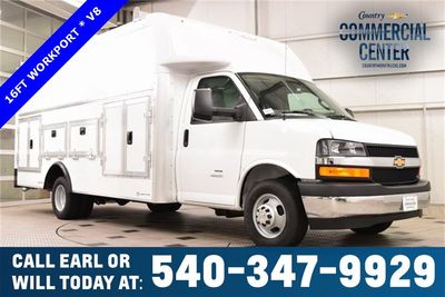 2025 Chevrolet Express Commercial Cutaway