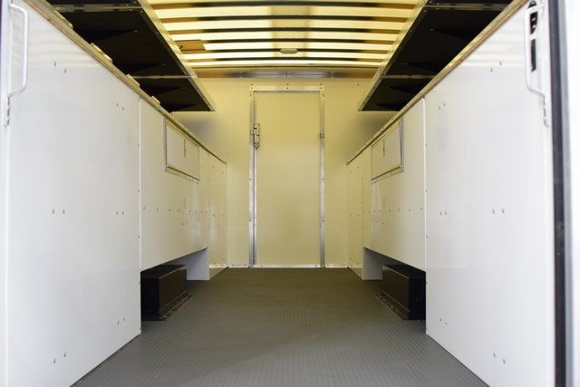 2025 Chevrolet Express Commercial Cutaway 4500 Van 177" - 22899331 - 12