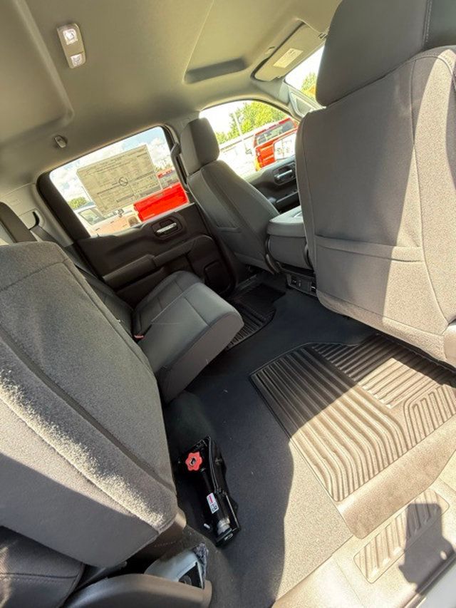 2025 Chevrolet Silverado 1500 4WD Crew Cab 147" Custom - 22875470 - 9