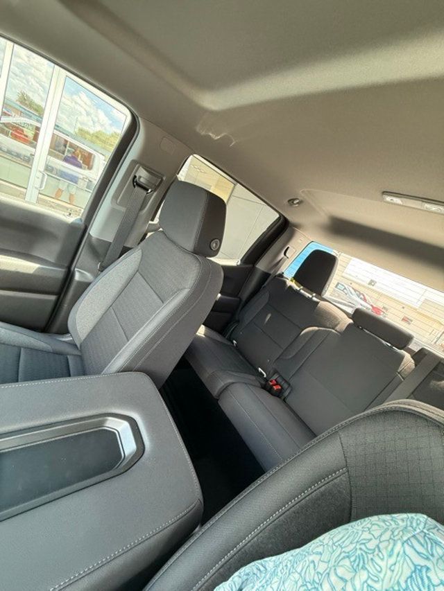 2025 Chevrolet Silverado 1500 4WD Crew Cab 147" Custom - 22875470 - 13