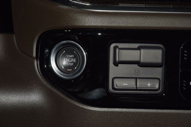 2025 Chevrolet Silverado 1500 4WD Crew Cab 147" LT w/1LT - 22871329 - 32