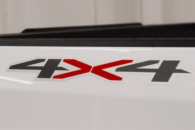 2025 Chevrolet Silverado 1500 4WD Crew Cab 147" LT w/1LT - 22880419 - 18