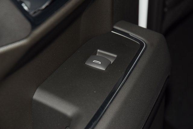 2025 Chevrolet Silverado 1500 4WD Crew Cab 147" LT w/1LT - 22880419 - 46