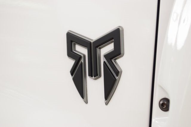 2025 Chevrolet Silverado 1500 4WD Crew Cab 147" RST - 22868161 - 16