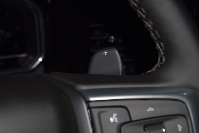 2025 Chevrolet Silverado 1500 4WD Crew Cab 147" RST - 22868161 - 40