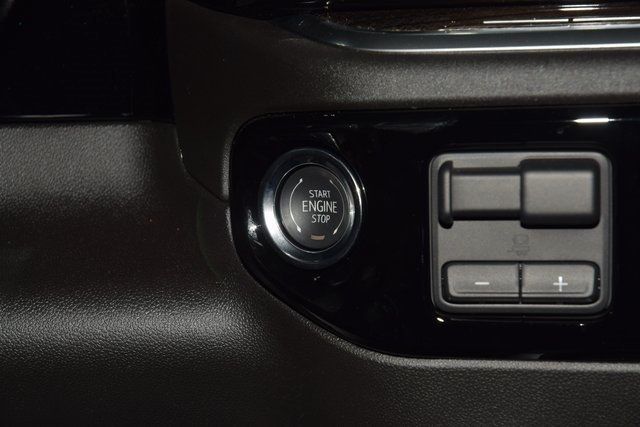 2025 Chevrolet Silverado 1500 4WD Crew Cab 147" RST - 22905412 - 38