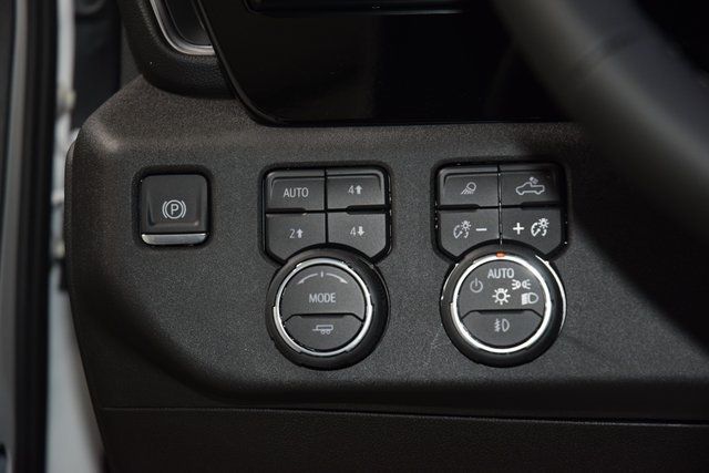 2025 Chevrolet Silverado 1500 4WD Crew Cab 147" RST - 22905412 - 39