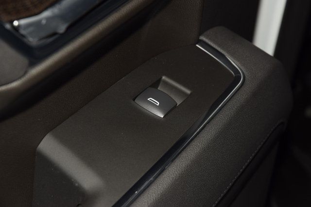 2025 Chevrolet Silverado 1500 4WD Crew Cab 147" RST - 22905412 - 47