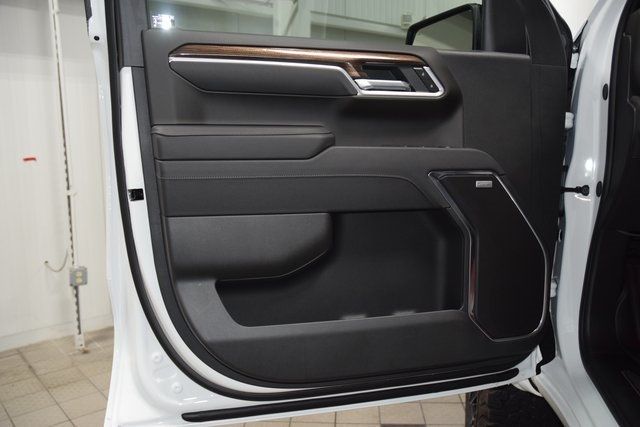 2025 Chevrolet Silverado 1500 4WD Crew Cab 147" RST - 22905412 - 48