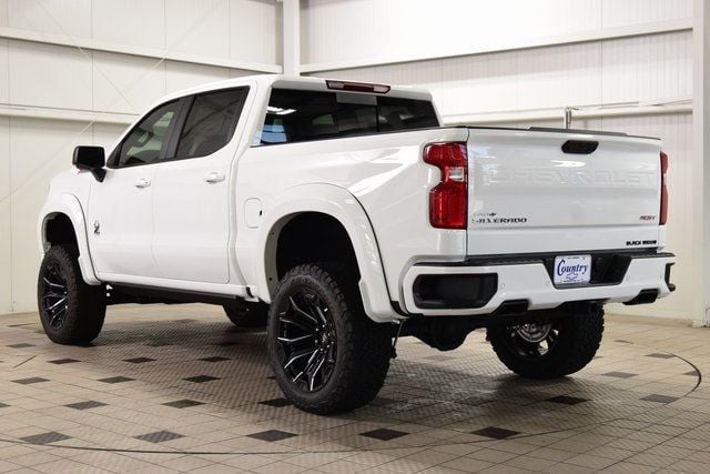 2025 Chevrolet Silverado 1500 4WD Crew Cab 147" RST - 22905412 - 5