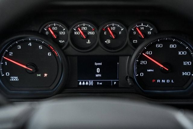 2025 Chevrolet Silverado 3500 HD Chassis Cab Work Truck - 22868364 - 42