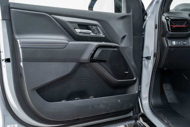 2025 Chevrolet Silverado EV e4WD Crew Cab Extended Range RST - 22940023 - 33